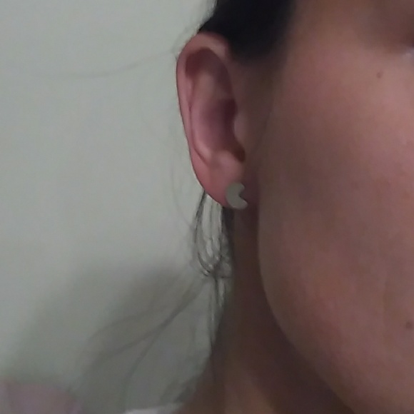 NEW! Pac Man silver Earrings - Picture 4 of 4